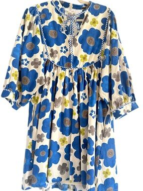 entro Cream and Blue Floral Tie Front Dress with Balloon Sleeves